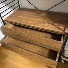 食器棚、スチールラックの画像