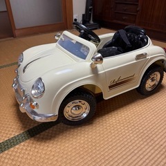 子供用くるまのおもちゃの画像