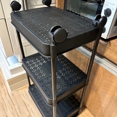 キャスターラック ブラックの画像