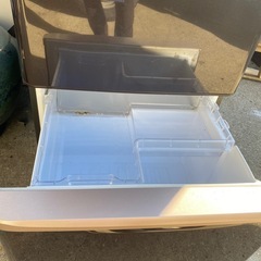 シャープ冷蔵庫　両開き　中古品の画像