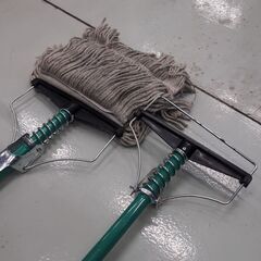 モップ    モップ絞り器の画像