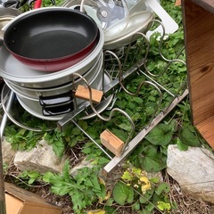 残置物、1時間取り放題！　食器、家具、家電、服など　の画像