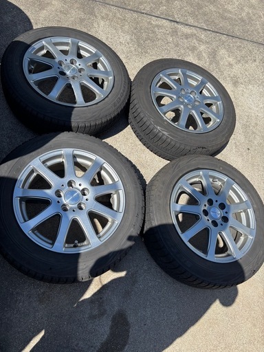 スタッドレスタイヤ　175/65R15