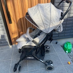 折りたたみコンパクトベビーカーの画像