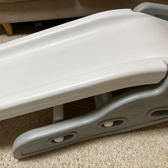 子ども　滑り台の画像