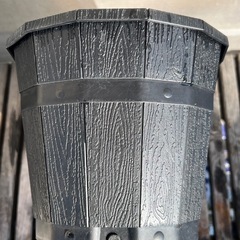 木目調　ガーデニングポット　黒の画像