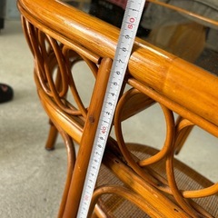 ガラステーブルの画像