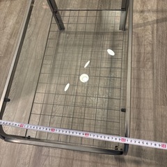 ガラステーブルの画像