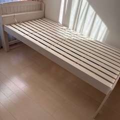 シングルベッドの画像