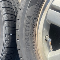 スズキ純正タイヤ、ホイールセットの画像