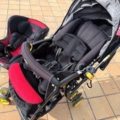 アップリカ　ミッキーベビーカー　マムズキャリーベビーシートの画像