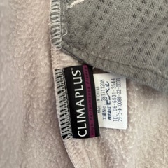 モンベル婦人フリースLサイズの画像