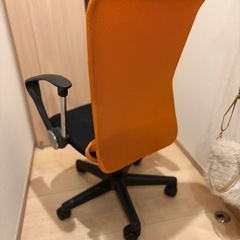 オフィスチェアの画像