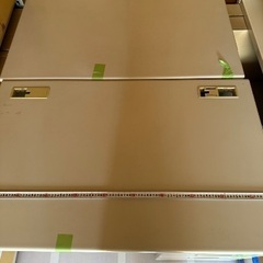 オフィスデスクの画像