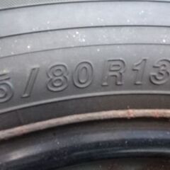 新品近いイボ付きスタッドレス155/80R13の画像