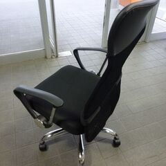③未使用/新品　オフィスチェア【床傷防止！PUキャスター】腰楽ランバーサポート ハイバック ロッキング メッシュ チェア デスクチェア 椅子 イス の画像
