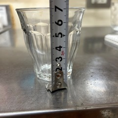 ガラスコップの画像