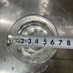 ガラスコップの画像