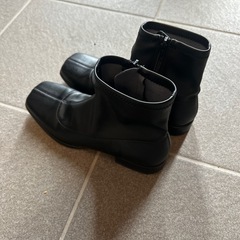 ２４.5-２５.0センチ　ブーツ　黒の画像