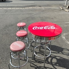 コカコーライステーブルセットの画像