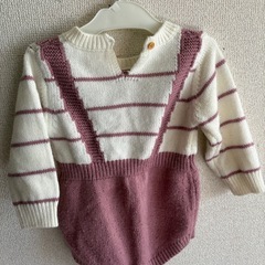 ロンパース♦︎80
の画像