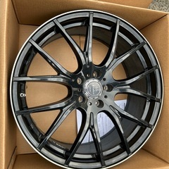 20インチアルミホイール アルファード ヴェルファイアの画像