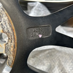 20インチアルミホイール アルファード ヴェルファイアの画像