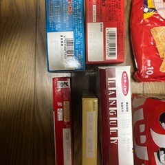 お菓子、オロナミンCセットの画像