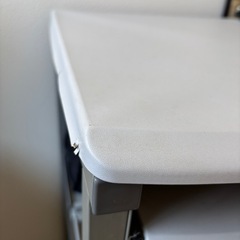 パソコンデスクの画像