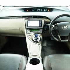 【自社ローン専門店】トヨタ プリウス 　Ｓ　マイコーデの画像