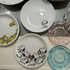 食器まとめ売りの画像