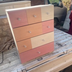 収納家具　４段の画像