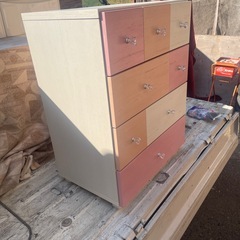 収納家具　４段の画像