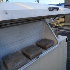 キャンピングカー用　キャリアボックスの画像