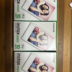 インタックスミニエボ本体＋フィルム×3の画像