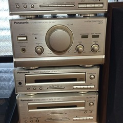 システムコンポandレコードプレーヤーの画像