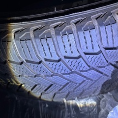 スタッドレスタイヤ　4本セットミシュラン2022年製の画像