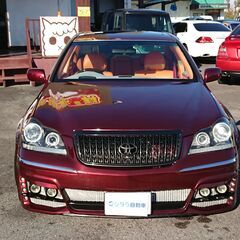 18クラウンマジェスタ　4.3Ｃタイプ　ＵＺＳ186　車高調　20インチアルミ　構造変更なし現状渡し　カスタム　ＶＩＰセダン　内装張替　愛知の画像