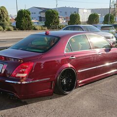 18クラウンマジェスタ　4.3Ｃタイプ　ＵＺＳ186　車高調　20インチアルミ　構造変更なし現状渡し　カスタム　ＶＩＰセダン　内装張替　愛知の画像