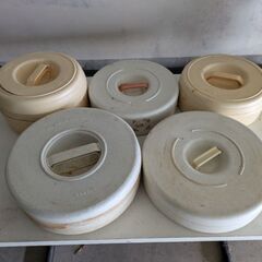 漬物石、壺、 色々の画像