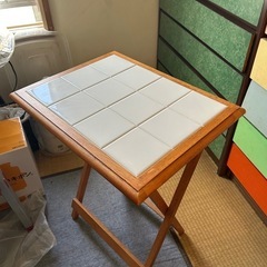 タイルテーブル😊☘️の画像