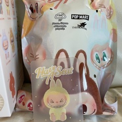 【正規品】お座りラブブ SISI の画像