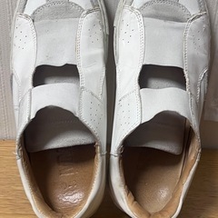 MMO白スニーカーの画像