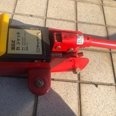 油圧式フロアジャッキ2t ヤック株式会社の画像