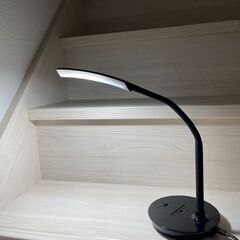 ニトリ ブラックデスクランプ – 状態良好の画像