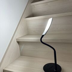 ニトリ ブラックデスクランプ – 状態良好の画像