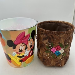ゴミ箱2個おまとめ　ディズニー、カゴ　の画像