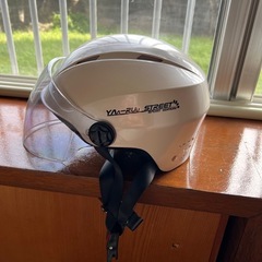 ヘルメットの画像