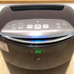 ss7874　シャープ 加湿空気清浄機 ブラウン KI-AX70-T ～31畳 取扱説明書付 元箱付 SHARP プラズマクラスター25000 加湿器 こげ茶 3.6L 気化式 乾燥対策 脱臭 花粉 ホコリ PM2.5 加湿空気清浄機 中古の画像