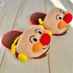 アンパンマンスリッパの画像